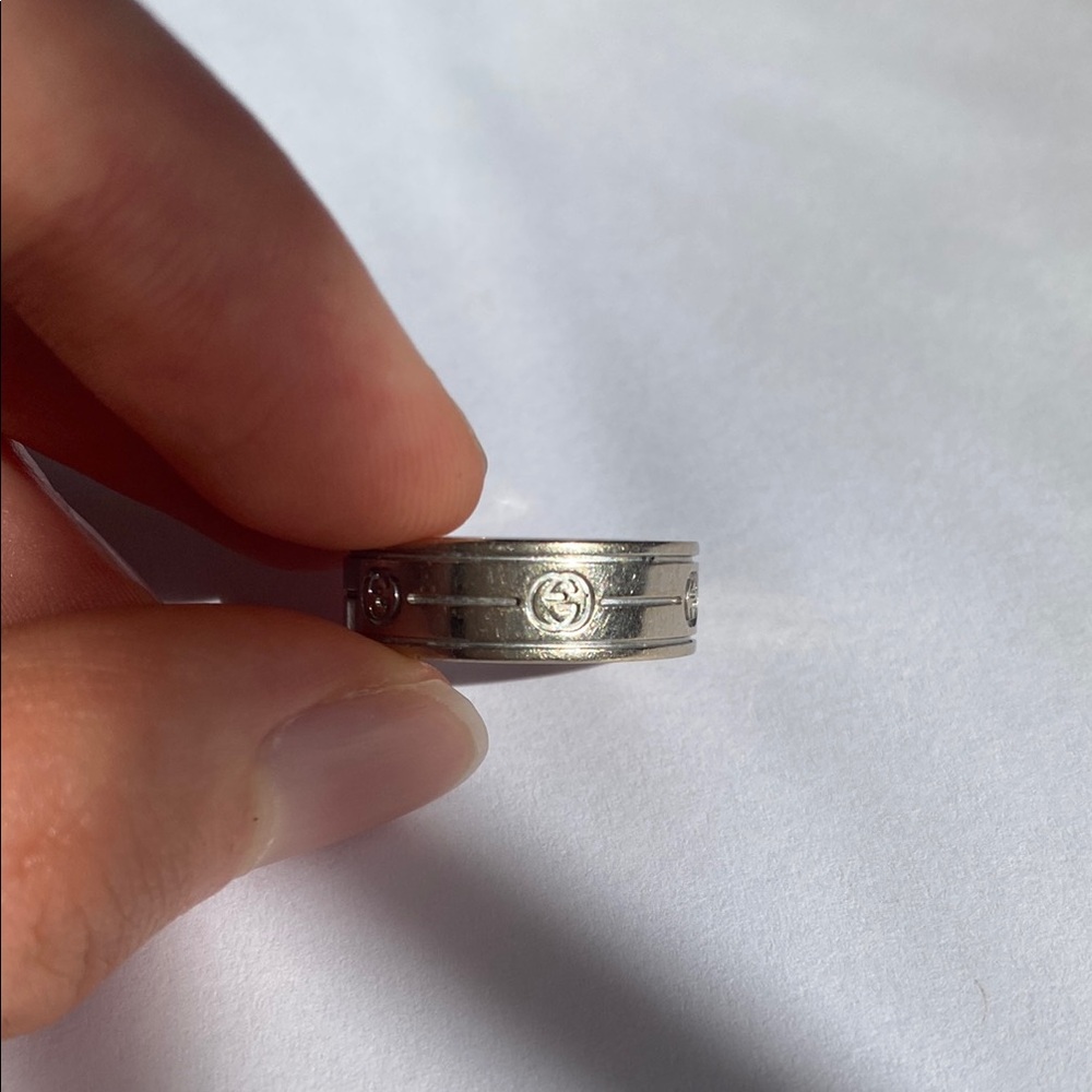 Gucci monogram band ring 18k white gold size 6 - Picture 6 of 8